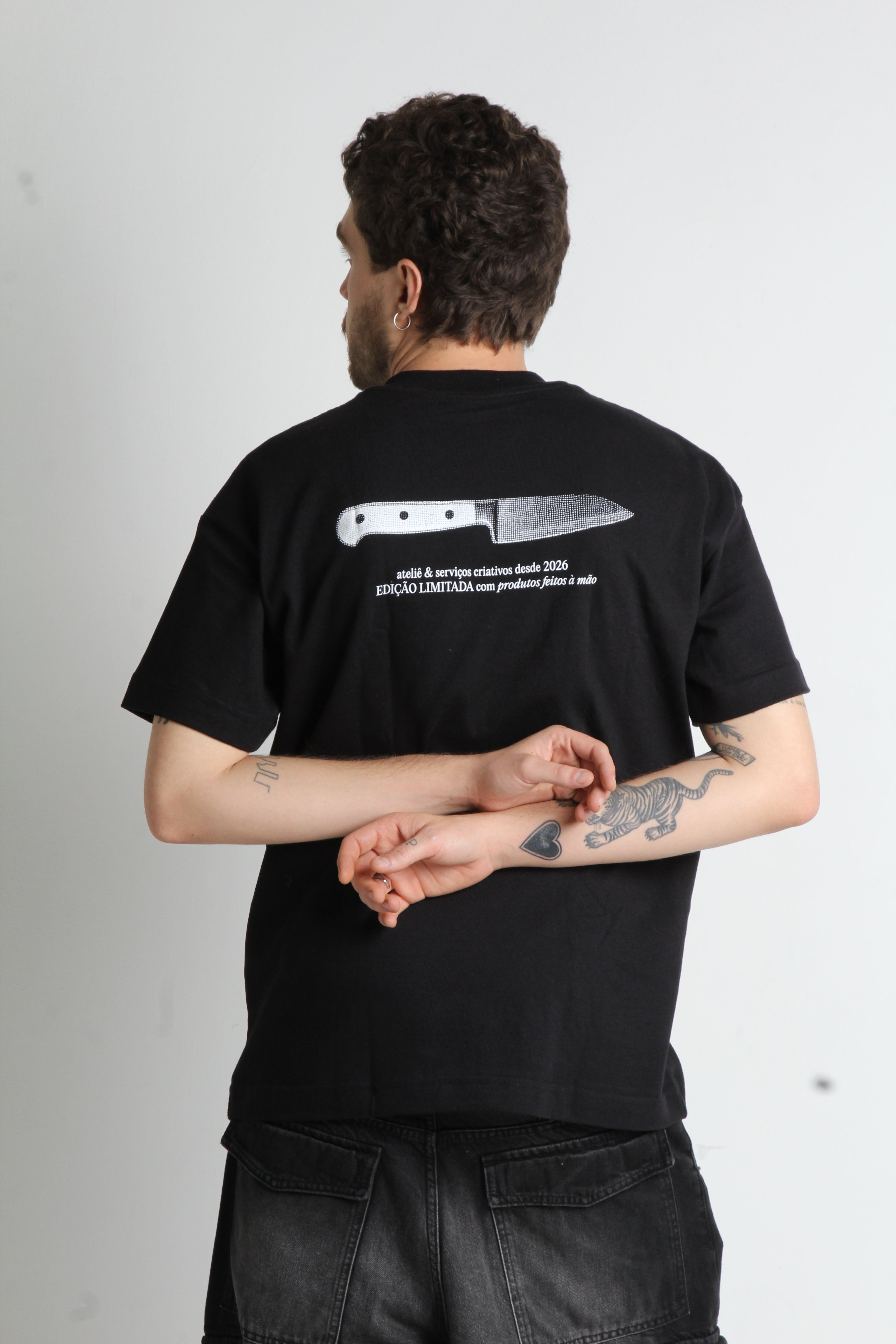 over t-shirt corte