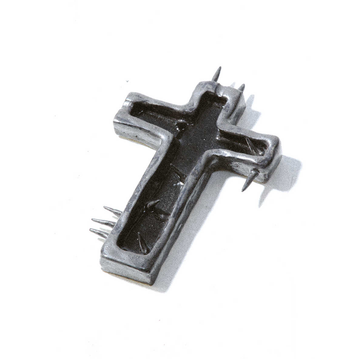 cinzeiro crucifixo